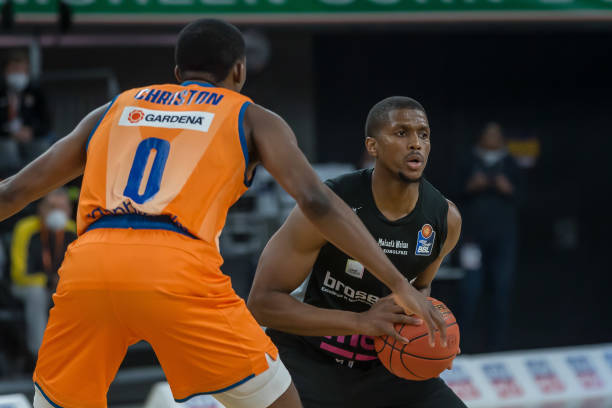 态向全世界 态向全世界