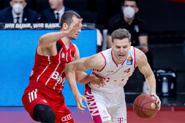 依旧值得期 依旧值得期