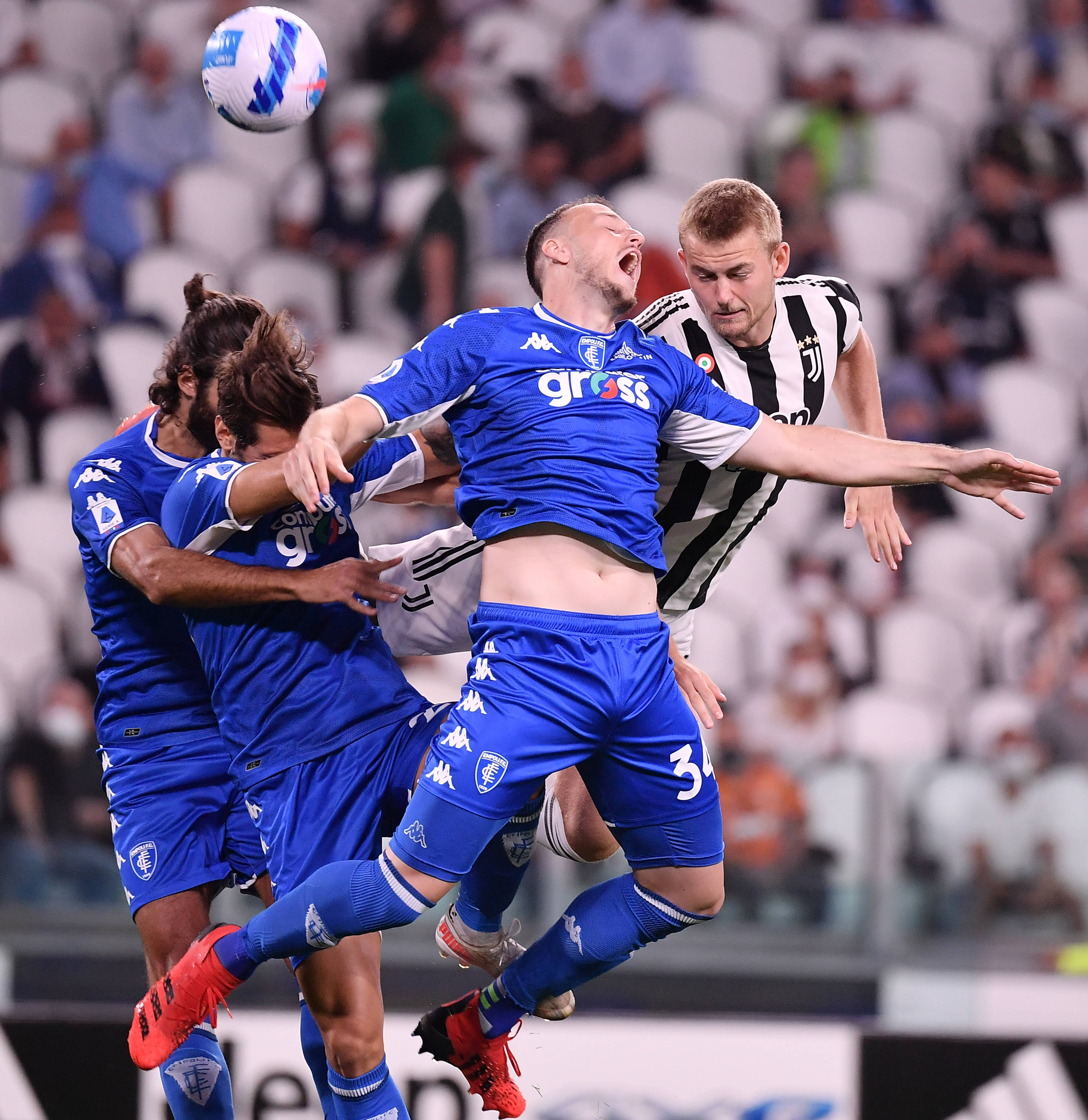 领国球进入 领国球进入