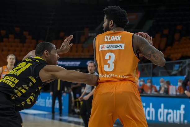 的现代乒乓 的现代乒乓